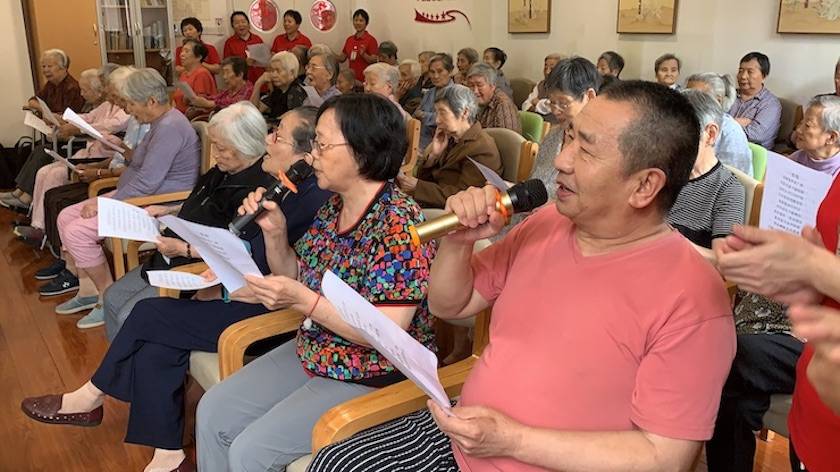 申博太阳城·(中国)乐器爱心捐赠行动——将琴声带进和养临汾养护院