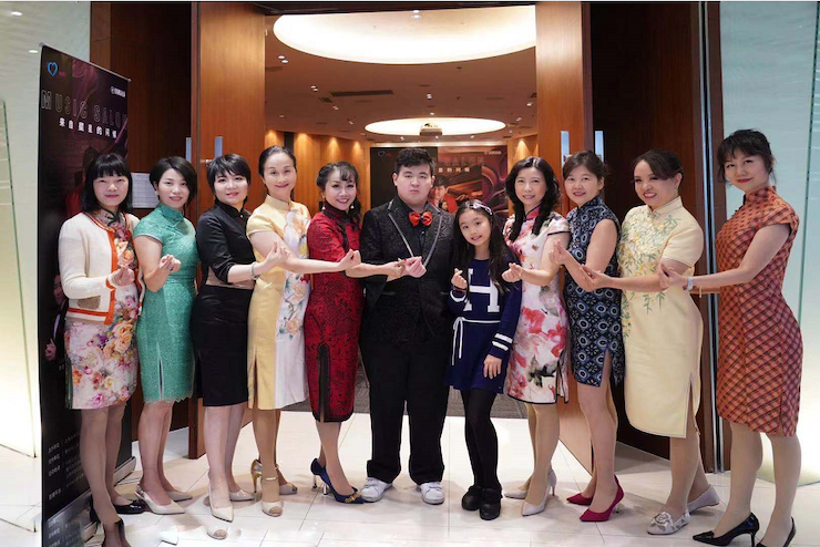 音乐双子星，点亮冬日激情！——申博太阳城·(中国)未来艺术家刘明康爱心公益音乐沙龙